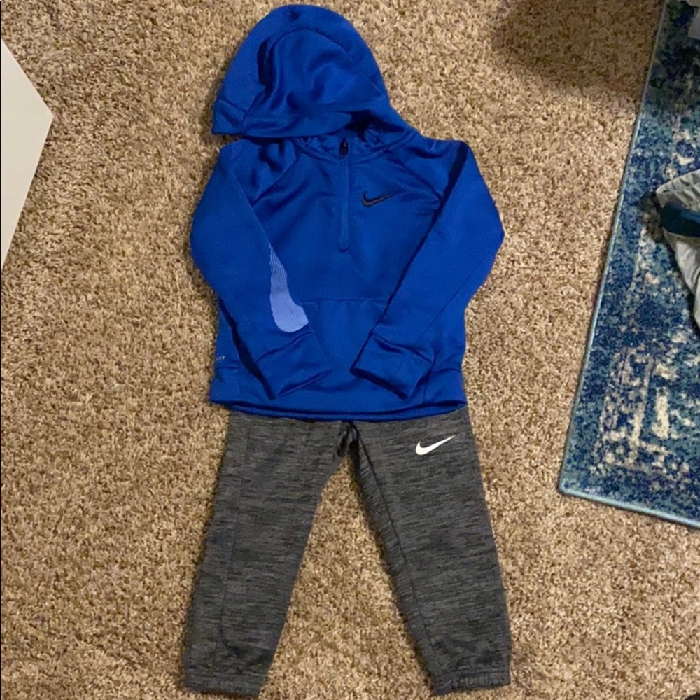 Nike Toddler Activewear set 3T
